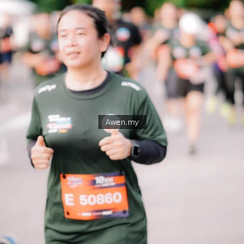 Runner Photo 4166198