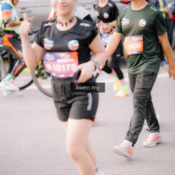 Runner Photo 4166219