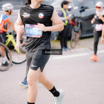 Runner Photo 4166224