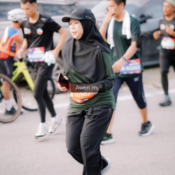 Runner Photo 4166229