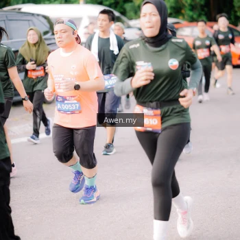 Runner Photo 4166230