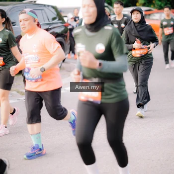 Runner Photo 4166233