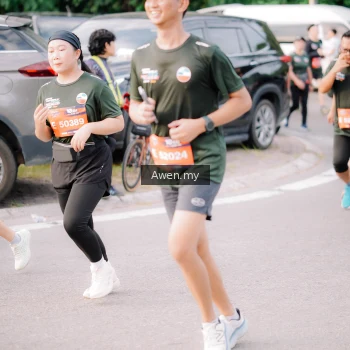Runner Photo 4166236