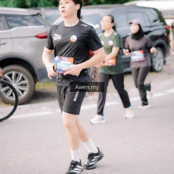 Runner Photo 4166242