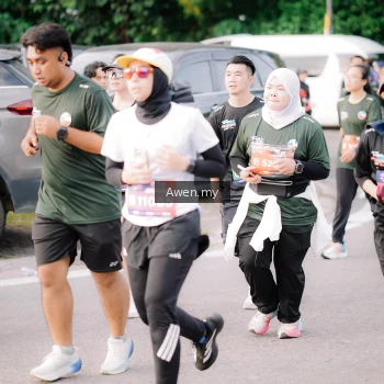 Runner Photo 4166243