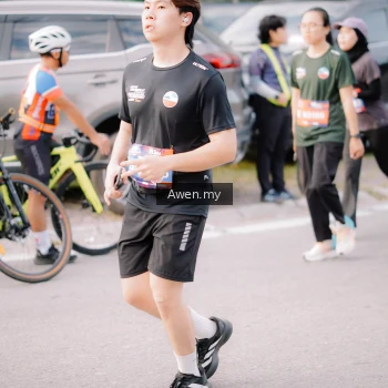 Runner Photo 4166247