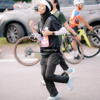 Runner Photo 4166248