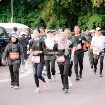 Runner Photo 4166259