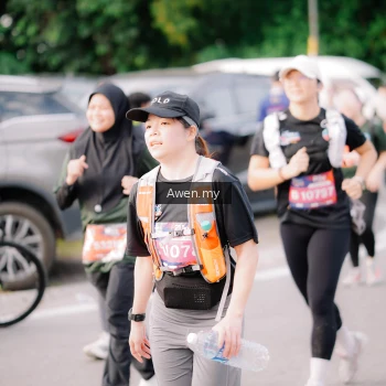 Runner Photo 4166263