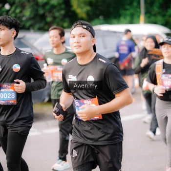 Runner Photo 4166265