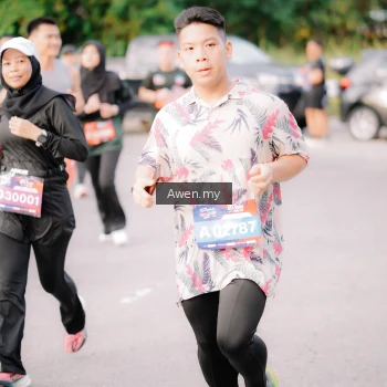 Runner Photo 4166272