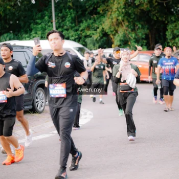 Runner Photo 4166282
