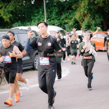 Runner Photo 4166285