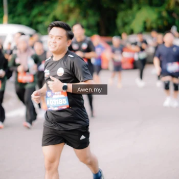 Runner Photo 4166286
