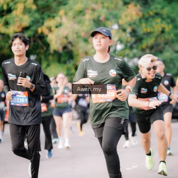 Runner Photo 4166295