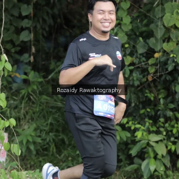 Runner Photo 4166303