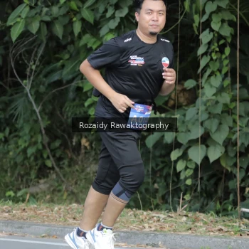 Runner Photo 4166304