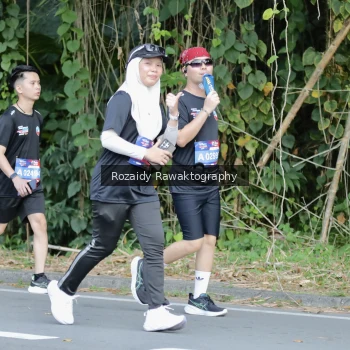 Runner Photo 4166318