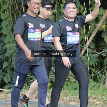 Runner Photo 4166348