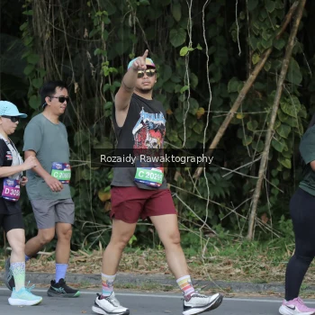 Runner Photo 4166351