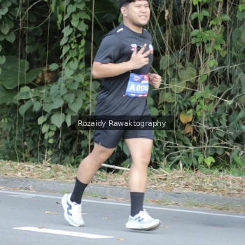 Runner Photo 4166354