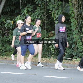 Runner Photo 4166355