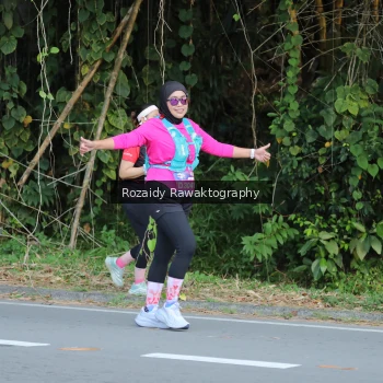 Runner Photo 4166359
