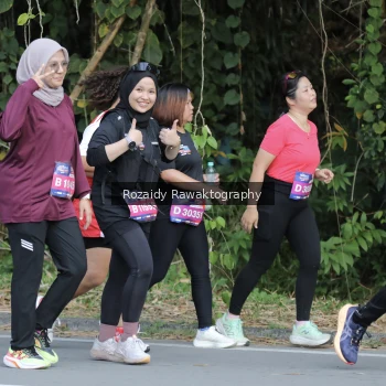 Runner Photo 4166360