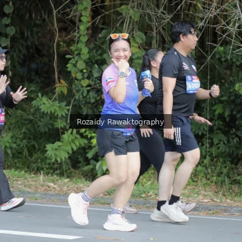 Runner Photo 4166366