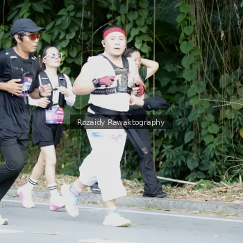 Runner Photo 4166372