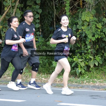 Runner Photo 4166392