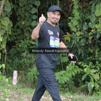 Runner Photo 4166416