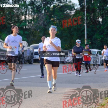 Runner Photo 416642
