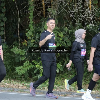 Runner Photo 4166420