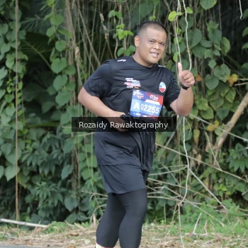 Runner Photo 4166423