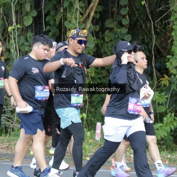 Runner Photo 4166424