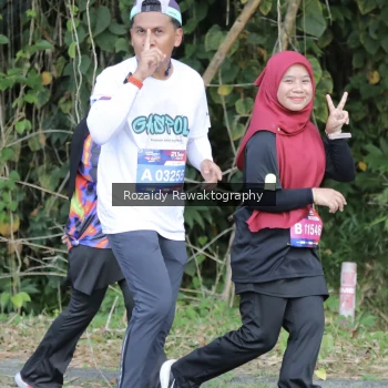Runner Photo 4166433