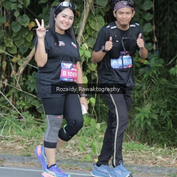 Runner Photo 4166438