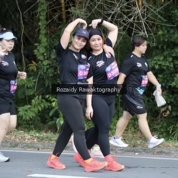 Runner Photo 4166453