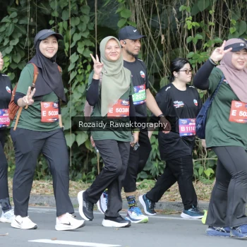 Runner Photo 4166457