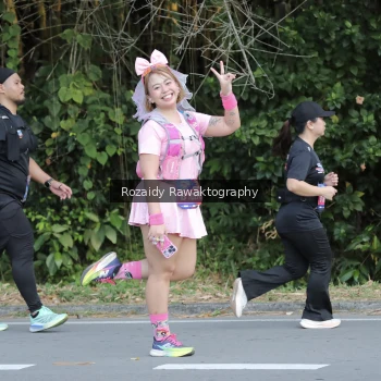 Runner Photo 4166475