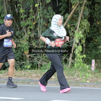 Runner Photo 4166511
