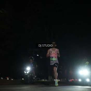 Runner Photo 4167168