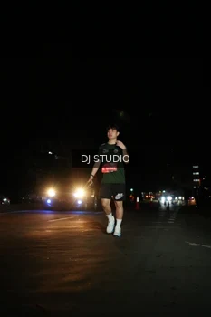 Runner Photo 4167462