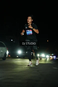 Runner Photo 4167585