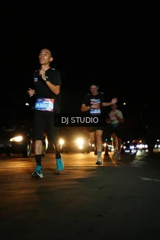 Runner Photo 4167646