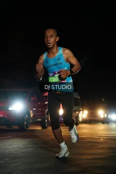 Runner Photo 4167761