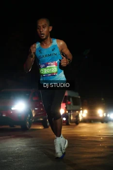 Runner Photo 4167807