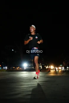 Runner Photo 4168087