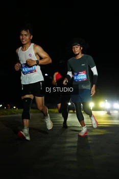 Runner Photo 4169089